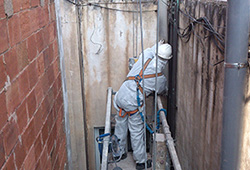 Retirada bajantes fibrocemento