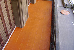 Rehabilitación de fachada - Mejora pavimento balcón